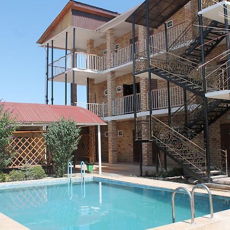 Адилет Hotel Cholpon-Ata Luaran gambar