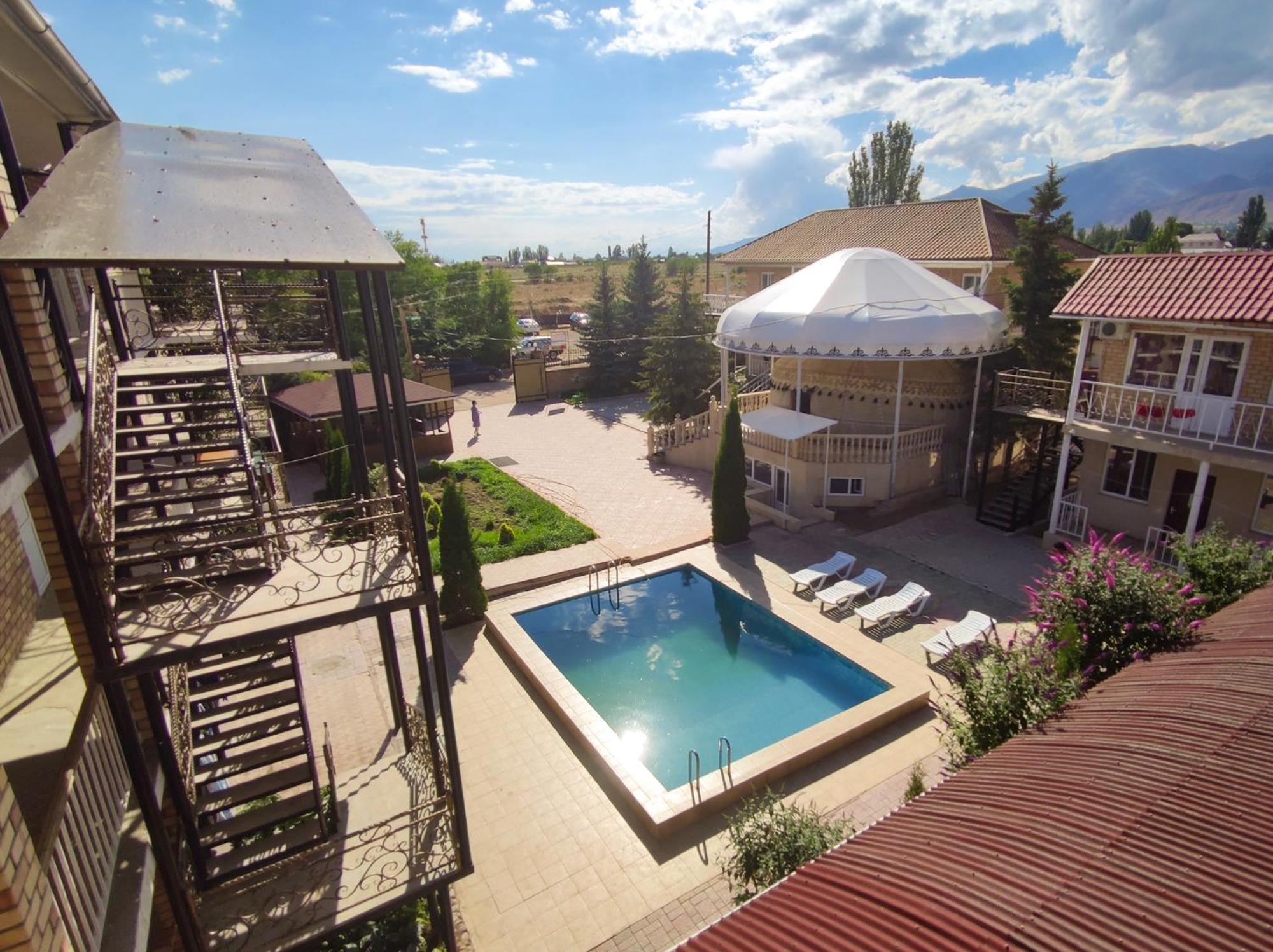 Адилет Hotel Cholpon-Ata Luaran gambar